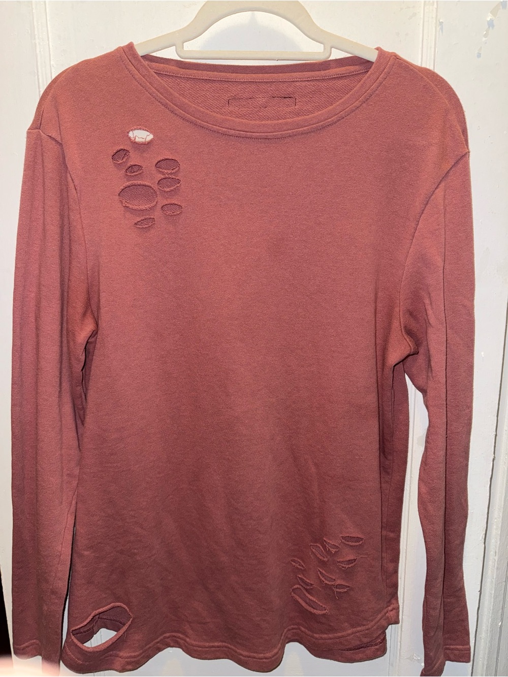 Alphalete T Shirt Long Sleeve Bundle Olive Green, Blue, Ripped Red - Picture 8 of 9